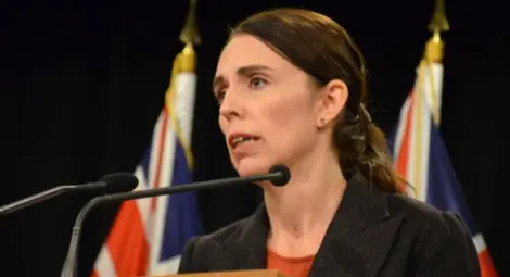 Първи случаи на коронавирус от 100 дни в Нова Зеландия