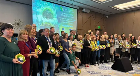 92 точки от 100 възможни - русенската гимназия "Буров" с плакет за проект по "Еразъм +"