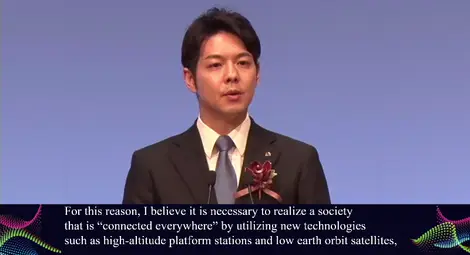 Наумичи Судзуки &ndash; Губернатор на Хокайдо.