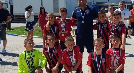 &bdquo;Лъвчетата&ldquo; на &bdquo;Атлетико&ldquo; спечелиха безапелационно турнир в Румъния