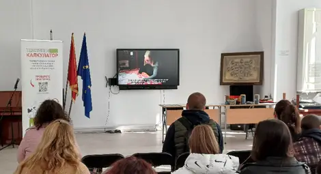 Ученици от Русе научиха как ненужният текстил се превръща в ресурс Ученици от Русе научиха как ненужният текстил се превръща в ресурс