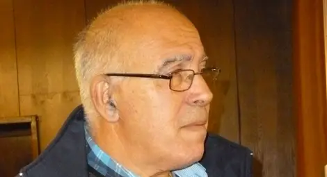 Половината мляко  е в сивия сектор