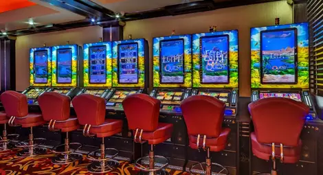 Разследват и грабителя на късметлия пред казино на &bdquo;Борисова&ldquo;, и жертвата му