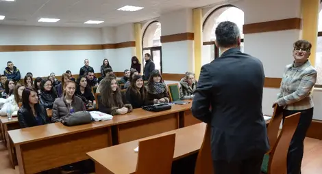 Административният съд отвори врати за 90 кандидат-юристи