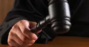 Разградчанин без книжка наказан условно за ранено дете