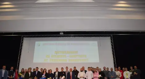 Студентите от Русенския университет отчетоха отлична спортна сесия