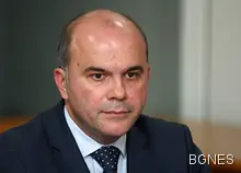 Замразява се увеличението на пенсионната възраст 