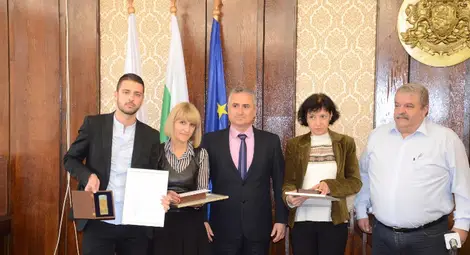 Млад физик, бъдещ юрист и даровита певица с наградите &bdquo;Русе 21 век&ldquo;