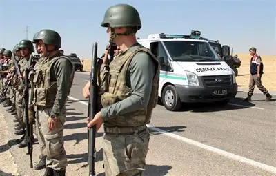 Дишайте, не умирайте, викал бащата на удавените сирийски деца /обзор и галерия/