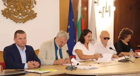 Десет институции от Русенско започват инициатива за насърчаване  на икономически неактивните лица на пазара на труда.  В региона те са около 200