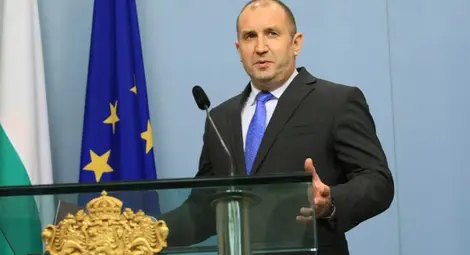 Румен Радев: България да преследва адекватни отбранителни способности