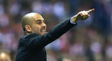 Гуардиола между "Челси" и "Манчестър Сити"