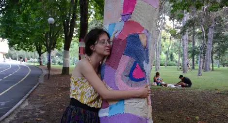 „Живот за природата“ прави арт шпалир до входа на „Всех Святих“ преди Великден „Живот за природата“ прави арт шпалир до входа на „Всех Святих“ преди Великден