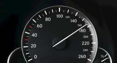 Беленчанин с 1400 евро глоба за бръснещ полет със 177 км/ч по немска магистрала