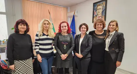 Кампанията "Бързи герои 112" в Русе и областта учи хората как се спасява живот при инсулт Кампанията "Бързи герои 112" в Русе и областта учи хората как се спасява живот при инсулт