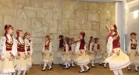 Читалището в Мартен спечели приза за Библиотека на годината, Силвия Бърдарова от читалището в Червена вода стана Библиотекар на годината