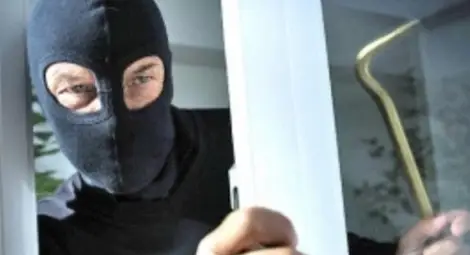 Добър човек прибрал от улицата сирак крадец и го превъзпитал