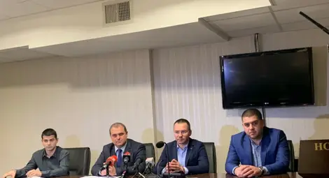 Русе предлага Джамбазки за водач на евролистата, Веселинов отказал номинация Русе предлага Джамбазки за водач на евролистата, Веселинов отказал номинация