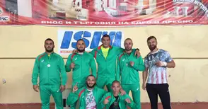 Три титли и два бронза за бойците на „Русе файт“