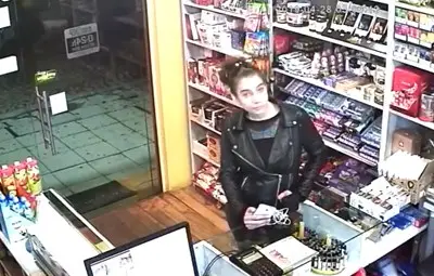 Издирват девойка, откраднала пари от магазин в София (Видео)