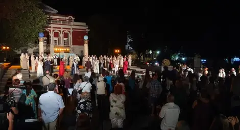 Интимна история на Русенската опера