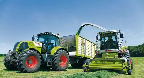 С 10 нови комбайна и 71 трактора се обзаведоха фермерите