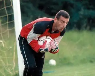 Почина бившият вратар на ЦСКА Ненад Лукич Почина бившият вратар на ЦСКА Ненад Лукич