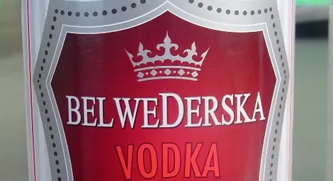 12 000 бутилки контрабандна водка за английския пазар задържани в района на Дунав мост 2