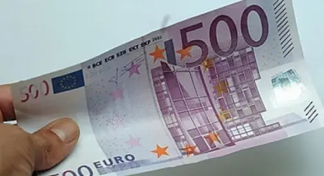 Предложени 500 евро подкуп на полицай се превърнаха в 4-годишен жълт картон