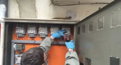 Русенка плаща 10 000 лева за кражба на ток с манипулиране на електромера