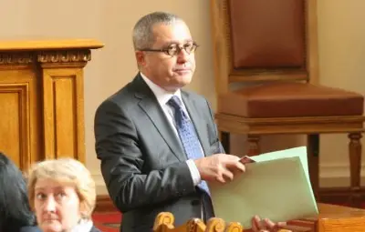 Приеха на първо четене закона за офшорките Приеха на първо четене закона за офшорките