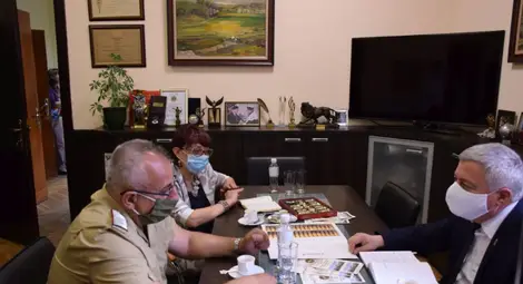 Русенският университет подписа договор за сътрудничество с Военна академия "Г.С.Раковски"