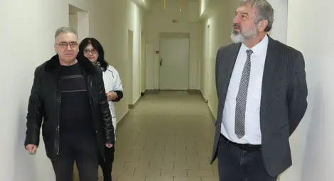 7 лекари трябва да се грижат за близо 200 пациенти в психиатричната болница в Бяла, 80 легла закрити заради липса на персонал