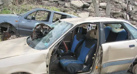 Откаран за разглобяване джип клати наредбата за разчистване на улиците от изоставени коли