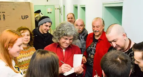 Диригентът Бошнаков: &bdquo;Фондацията&ldquo;?  Те са ми кумири от ученическите години!