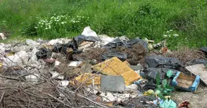 Заради цигански боклуци кметът  на Борово отнася лична глоба