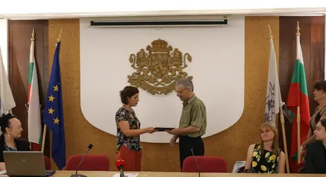 Областната администрация в Русе бе отличена от Държавния архив