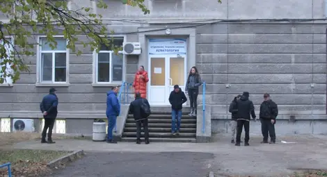 Убийствена ревност: Румънец с присъда за трафик на хора простреля майката на децата си и се самоуби Убийствена ревност: Румънец с присъда за трафик на хора простреля майката на децата си и се самоуби