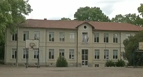 Училището на близо два века бе сред първите, които отбелязаха Деня на народните будители.