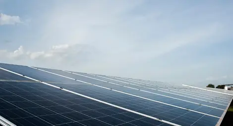 Собствена соларна централа ще осигурява ток на общинската данъчна дирекция