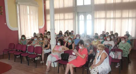 Общината търси здравни кадри за помощ в дом &bdquo;Възраждане&ldquo;