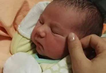 Спортният репортер на bTV Петър Бакърджиев  стана татко за втори път /галерия/