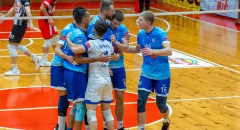 Волейболистите с първа победа в инфарктен мач