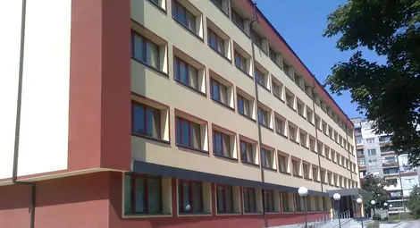 Отнеха от университета управлението на стола и общежитията