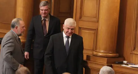 НС избра Кирил Ананиев за здравен министър
