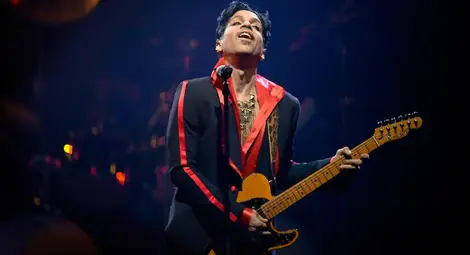 Албум с неиздавани песни на Принс излиза пет години след смъртта му