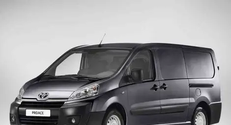 Ексклузивно в &bdquo;Утро&ldquo;: Премиерите на марката на Автосалон София 2013