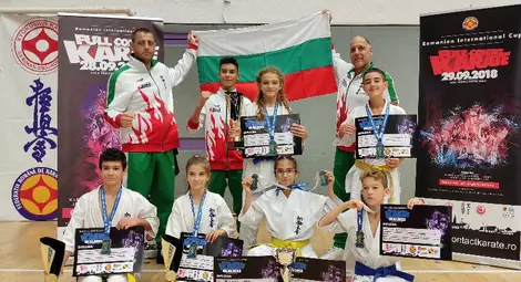 Каратистите на &bdquo;Русе&ldquo; с 4 титли  и още 3 медала на румънски турнир