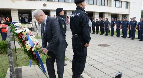 Над 30 полицаи от Русе с награди за празника на МВР