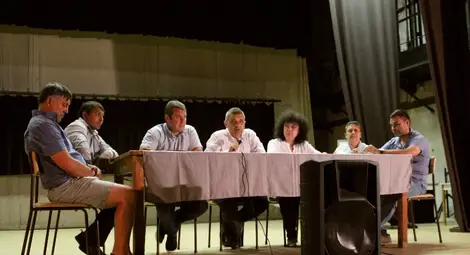 Мартен отхвърли два от трите варианта за тировете на Дунав мост